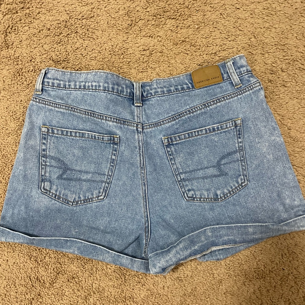 American Eagle mom Jean shorts
